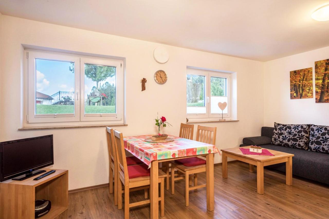 Ferienhof Weber Wohnung Fichte Нойкирх Экстерьер фото